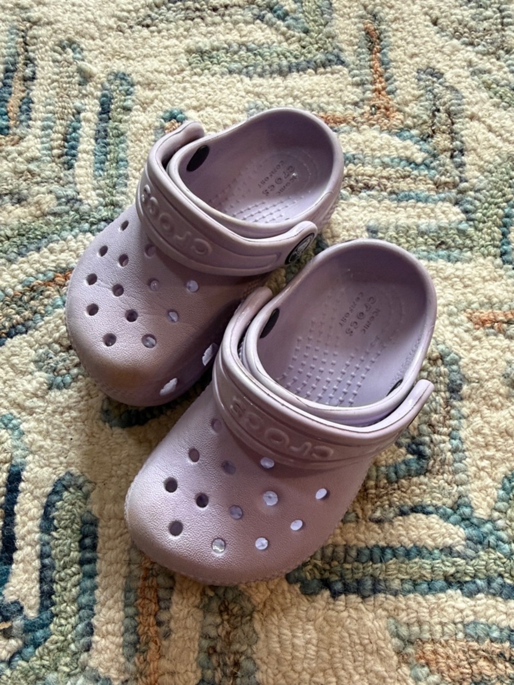 CROCS Kids toddler 6 Clog in Soft Lavender